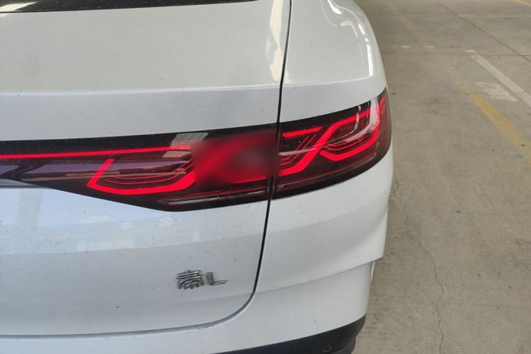 Used BYD Qin L 2024 DM-i 80KM Beyond Model Right Rear Taillight