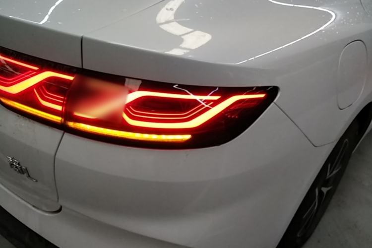 Used BYD Qin L 2024 DM-i 120KM Leading Model Right Rear Taillight