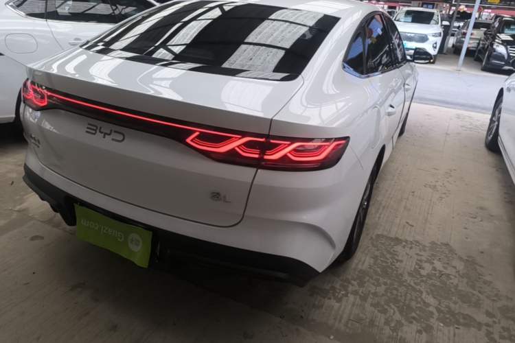 Used BYD Qin L 2024 DM-i 80KM Leading Model Right Rear Taillight