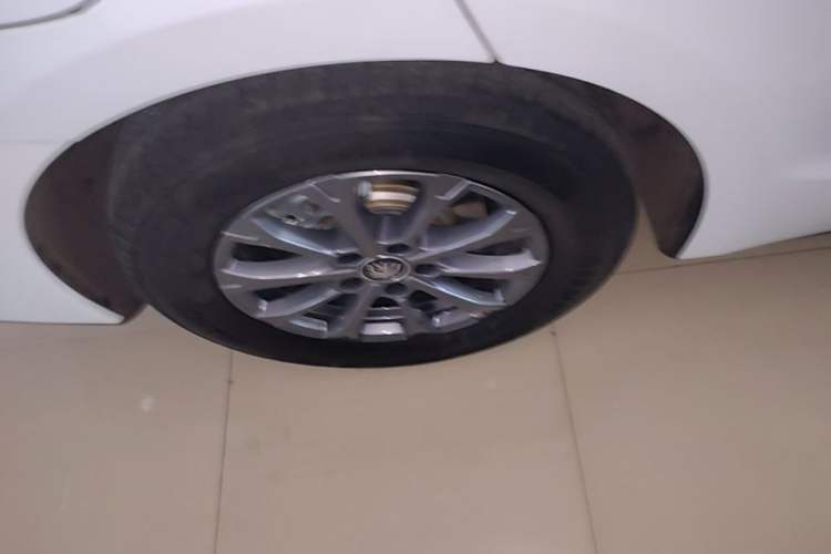 Used BYD Qin L 2024 DM-i 80KM Leading Model Right Rear Wheel Hub