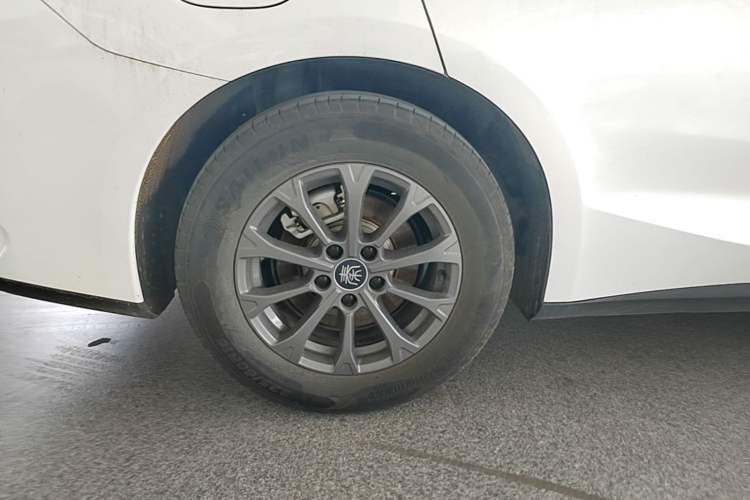 Used BYD Qin L 2024 DM-i 80KM Leading Model Right Rear Wheel Hub