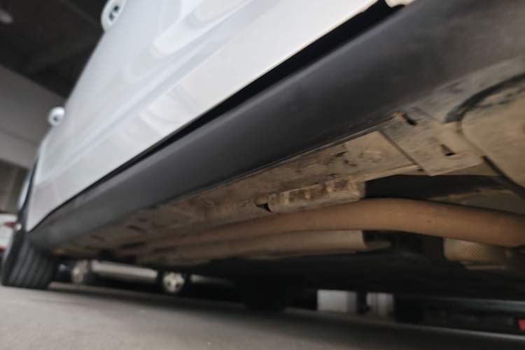 Used BYD Qin L 2024 DM-i 80KM Beyond Model Right Side Sill
