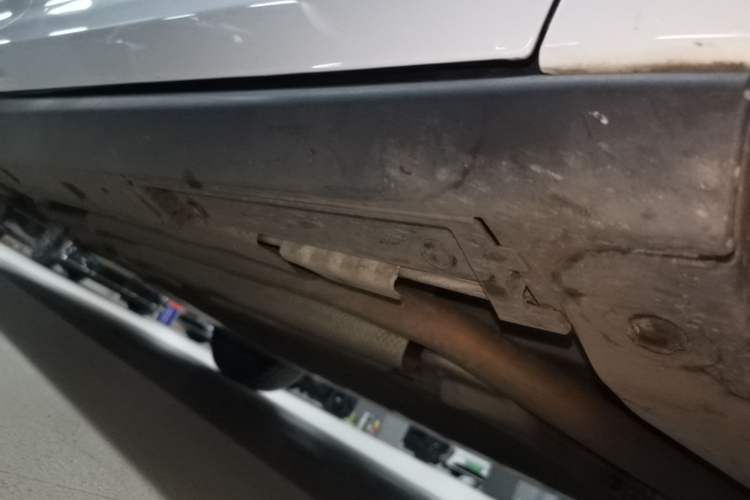 Used BYD Qin L 2024 DM-i 120KM Leading Model Right Side Sill