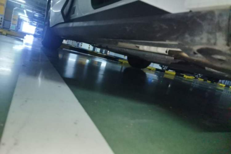 Used BYD Qin L 2024 DM-i 80KM Leading Model Right Side Sill