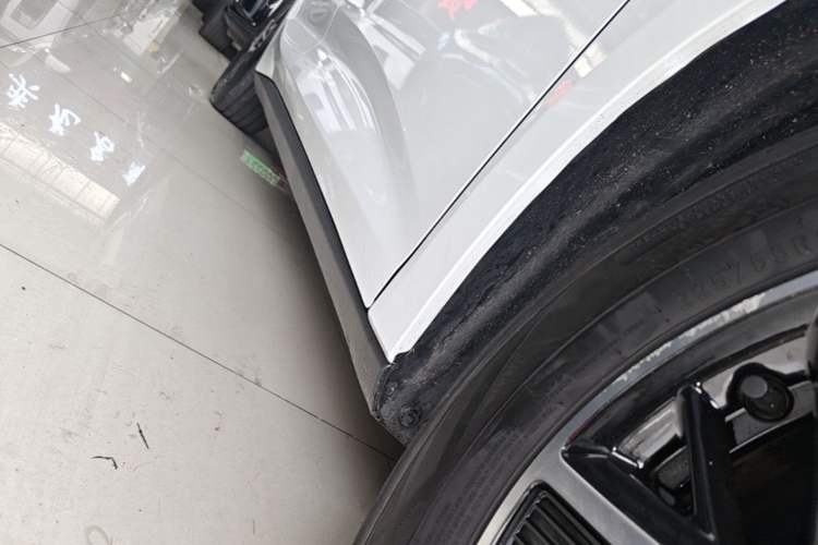 Used BYD Qin L 2024 DM-i 120KM Beyond Model Right Side Sill