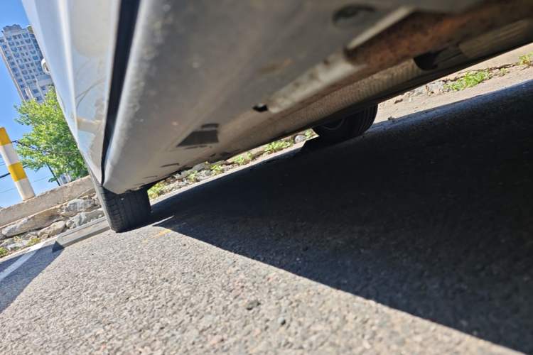Used BYD Qin L 2024 DM-i 120KM Beyond Model Right Side Sill