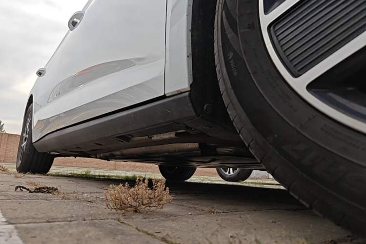 Used BYD Qin L 2024 DM-i 120KM Beyond Model Right Side Sill