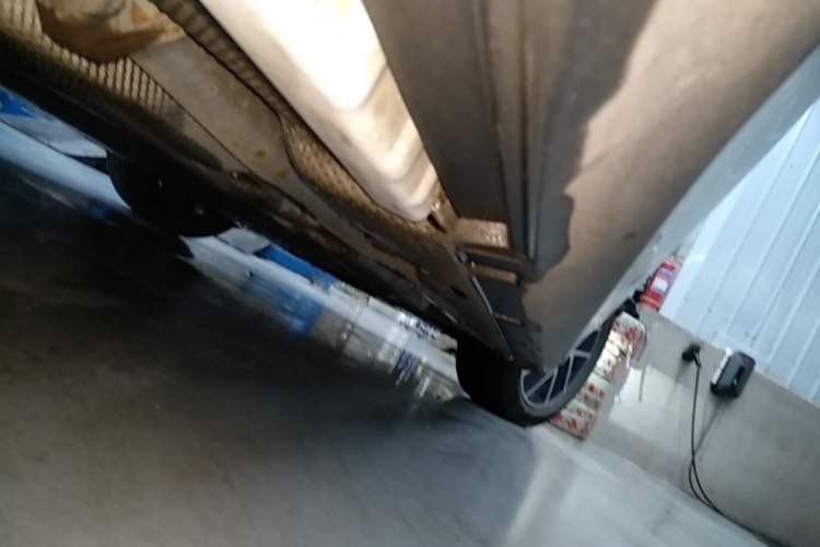 Used BYD Qin L 2024 DM-i 120KM Leading Model Right Side Sill