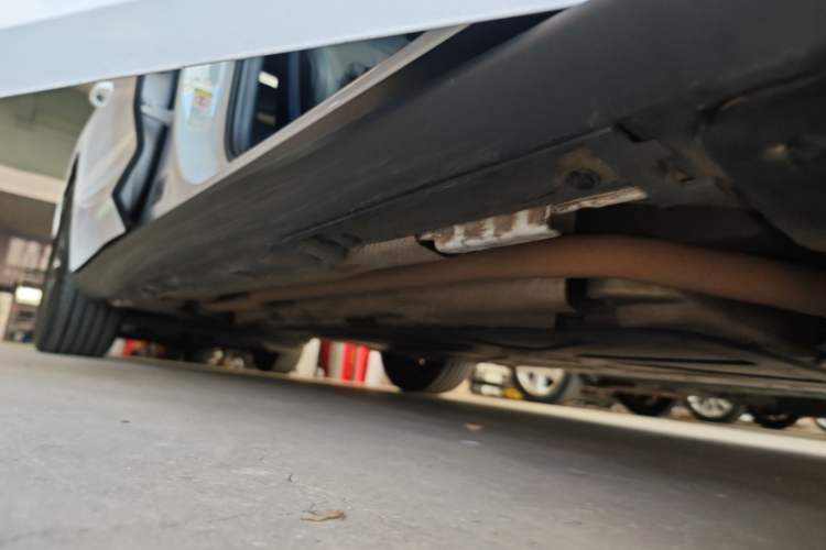 Used BYD Qin L 2024 DM-i 120KM Leading Model Right Side Sill