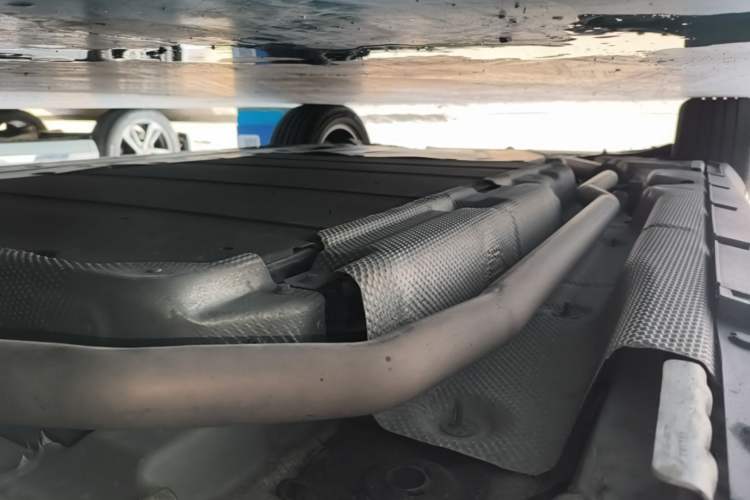 Used BYD Qin L 2024 DM-i 120KM Leading Model Right Side Sill