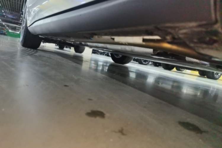 Used BYD Qin L 2024 DM-i 80KM Leading Model Right Side Sill