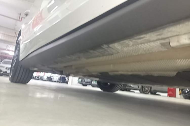 Used BYD Qin L 2024 DM-i 120KM Beyond Model Right Side Sill