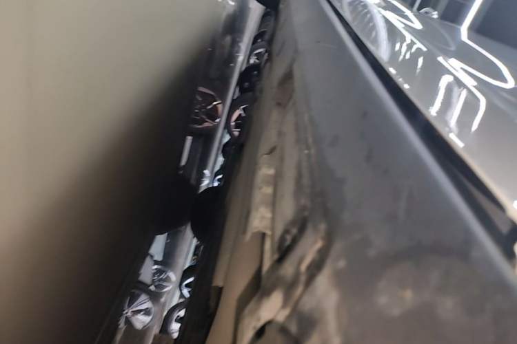 Used BYD Qin L 2024 DM-i 80KM Leading Model Right Side Sill
