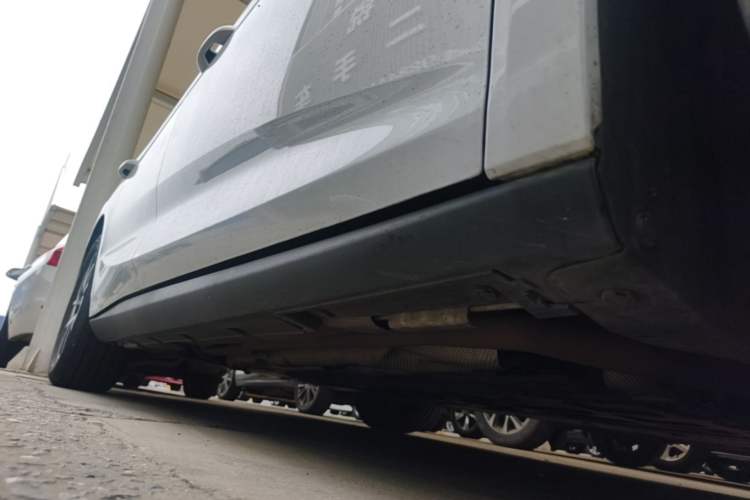 Used BYD Qin L 2024 DM-i 80KM Beyond Model Right Side Sill