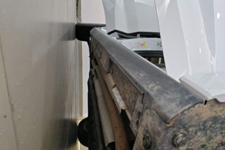 Used BYD Qin L 2024 DM-i 80KM Leading Model Right Side Sill