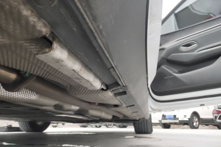 Used BYD Qin L 2024 DM-i 80KM Leading Model Right Side Sill