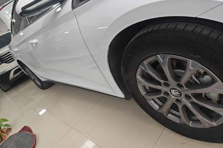 Used BYD Qin L 2024 DM-i 80KM Leading Model Right Side Sill