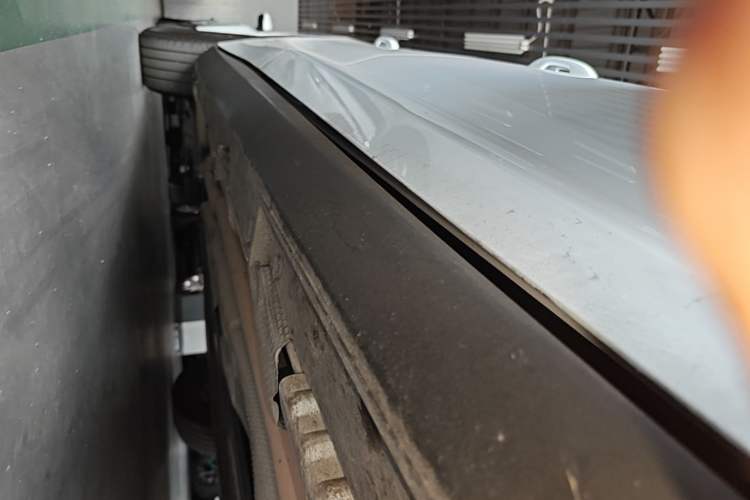 Used BYD Qin L 2024 DM-i 80KM Leading Model Right Side Sill