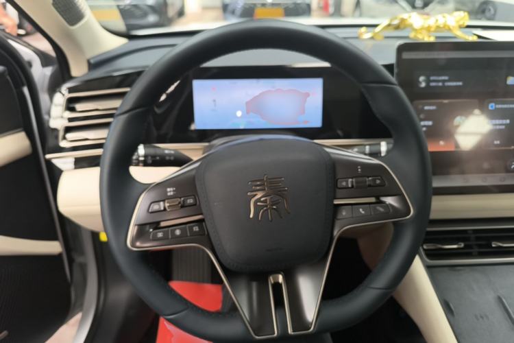 Used BYD Qin L 2024 DM-i 120KM Excellence Model Steering Wheel