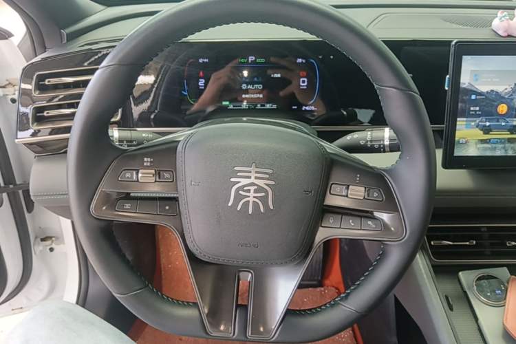 Used BYD Qin L 2024 DM-i 80KM Leading Model Steering Wheel
