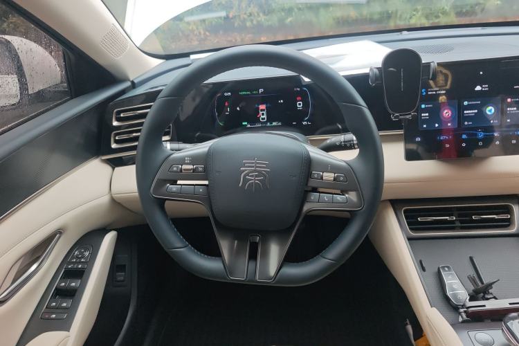 Used BYD Qin L 2024 DM-i 80KM Leading Model Steering Wheel