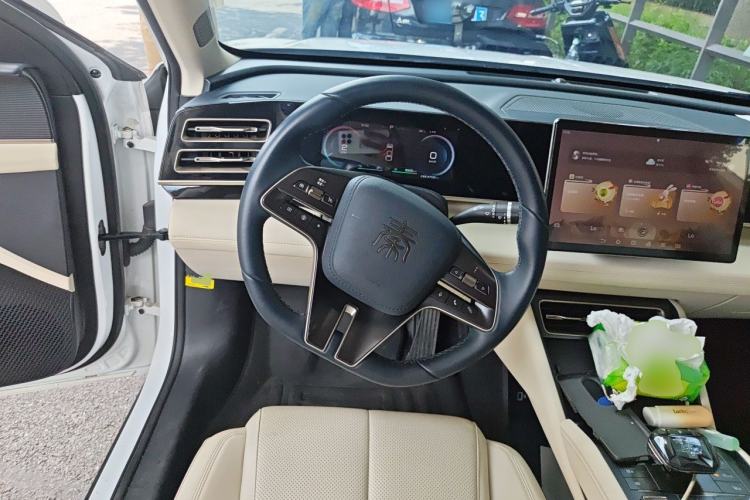 Used BYD Qin L 2024 DM-i 80KM Beyond Model Steering Wheel