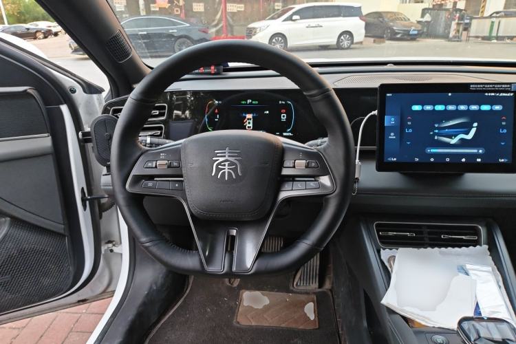 Used BYD Qin L 2024 DM-i 80KM Leading Model Steering Wheel