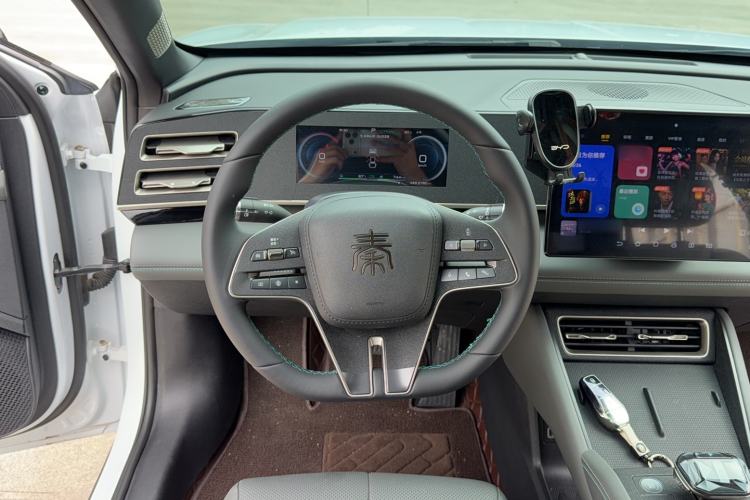 Used BYD Qin L 2024 DM-i 80KM Beyond Model Steering Wheel
