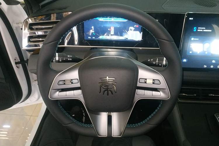 Used BYD Qin L 2024 DM-i 120KM Beyond Model Steering Wheel
