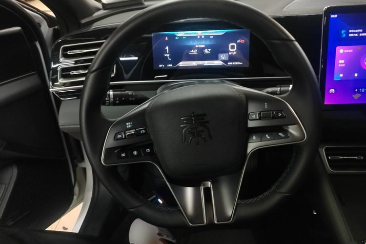 Used BYD Qin L 2024 DM-i 120KM Beyond Model Steering Wheel