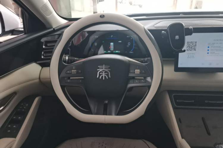 Used BYD Qin L 2024 DM-i 80KM Leading Model Steering Wheel