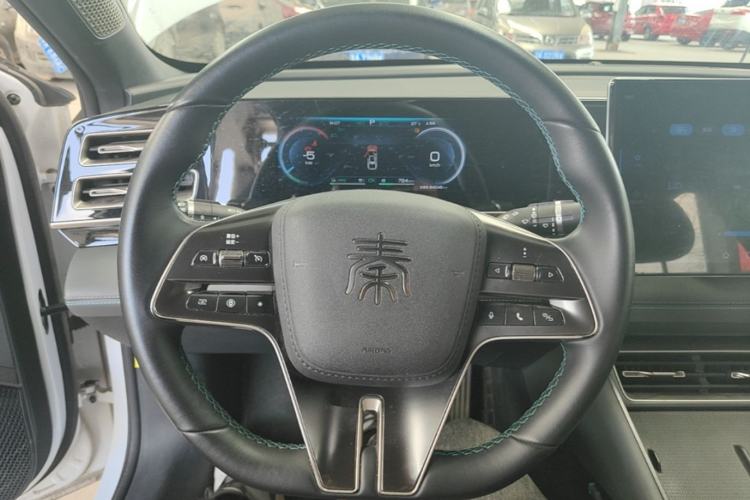 Used BYD Qin L 2024 DM-i 80KM Beyond Model Steering Wheel