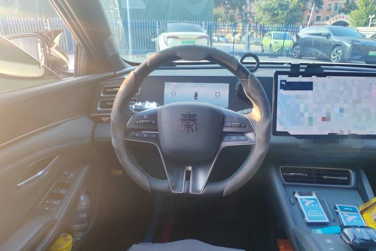 Used BYD Qin L 2024 DM-i 120KM Leading Model Steering Wheel