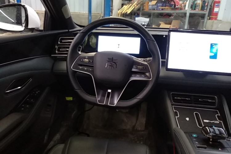 Used BYD Qin L 2024 DM-i 120KM Leading Model Steering Wheel