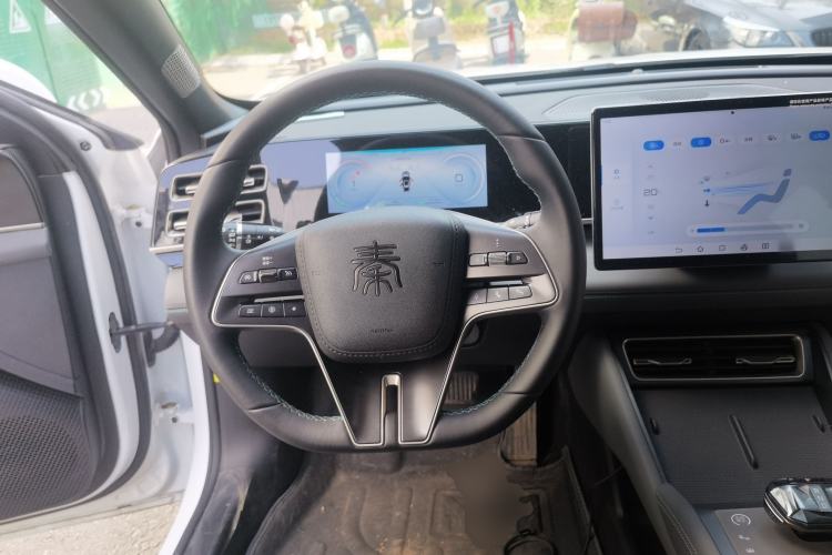 Used BYD Qin L 2024 DM-i 80KM Beyond Model Steering Wheel