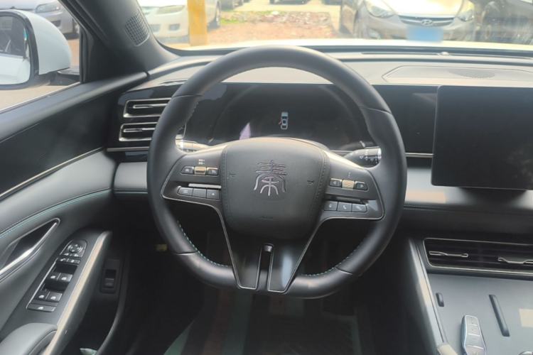 Used BYD Qin L 2024 DM-i 80KM Leading Model Steering Wheel