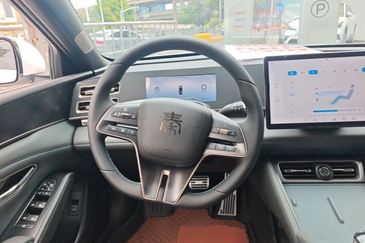 Used BYD Qin L 2024 DM-i 80KM Beyond Model Steering Wheel