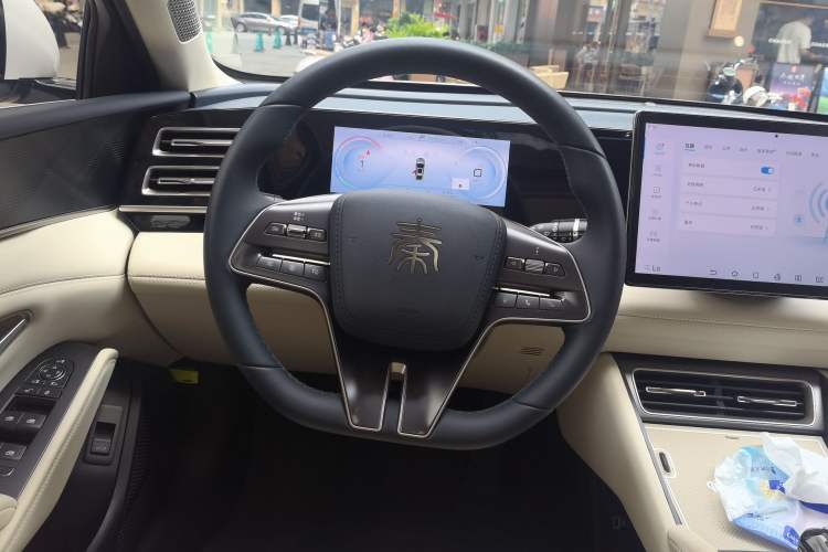 Used BYD Qin L 2024 DM-i 120KM Beyond Model Steering Wheel