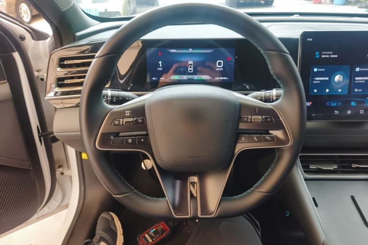 Used BYD Qin L 2024 DM-i 80KM Beyond Model Steering Wheel