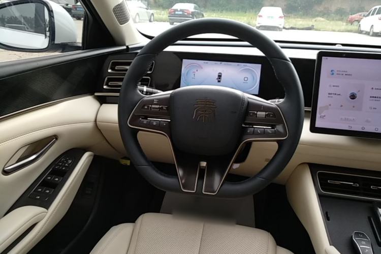 Used BYD Qin L 2024 DM-i 80KM Beyond Model Steering Wheel
