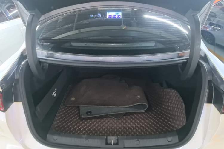 Used BYD Qin L 2024 DM-i 120KM Beyond Model Trunk