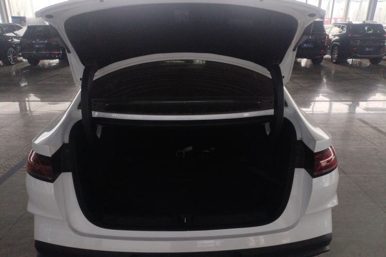 Used BYD Qin L 2024 DM-i 80KM Leading Model Trunk