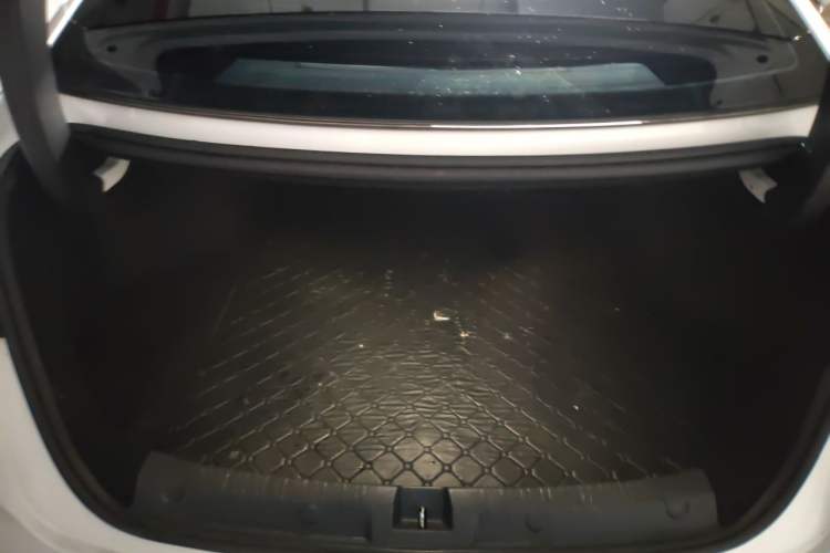 Used BYD Qin L 2024 DM-i 80KM Beyond Model Trunk