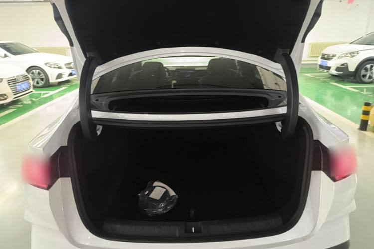 Used BYD Qin L 2024 DM-i 80KM Beyond Model Trunk