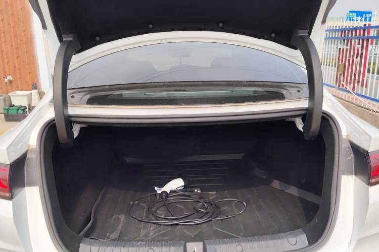 Used BYD Qin L 2024 DM-i 120KM Beyond Model Trunk