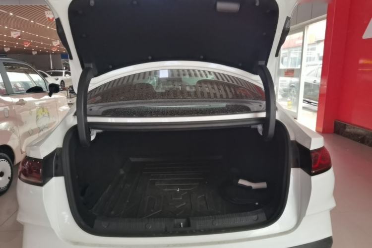 Used BYD Qin L 2024 DM-i 80KM Beyond Model Trunk