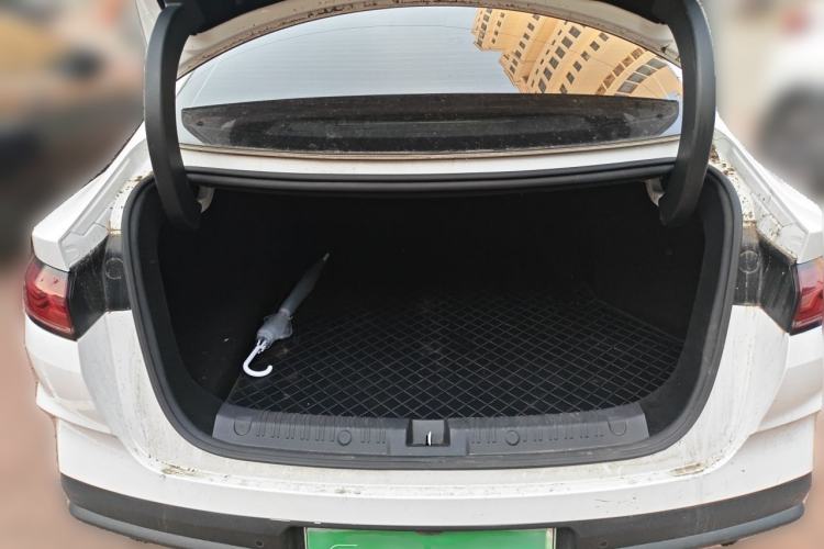 Used BYD Qin L 2024 DM-i 80KM Leading Model Trunk