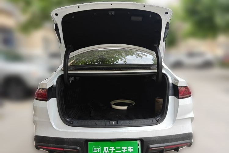 Used BYD Qin L 2024 DM-i 120KM Leading Model Trunk