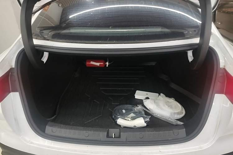 Used BYD Qin L 2024 DM-i 120KM Beyond Model Trunk