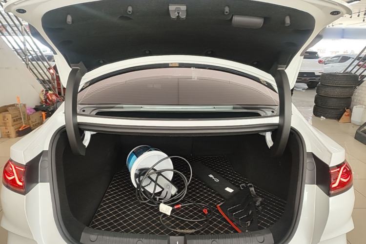 Used BYD Qin L 2024 DM-i 120KM Excellence Model Trunk